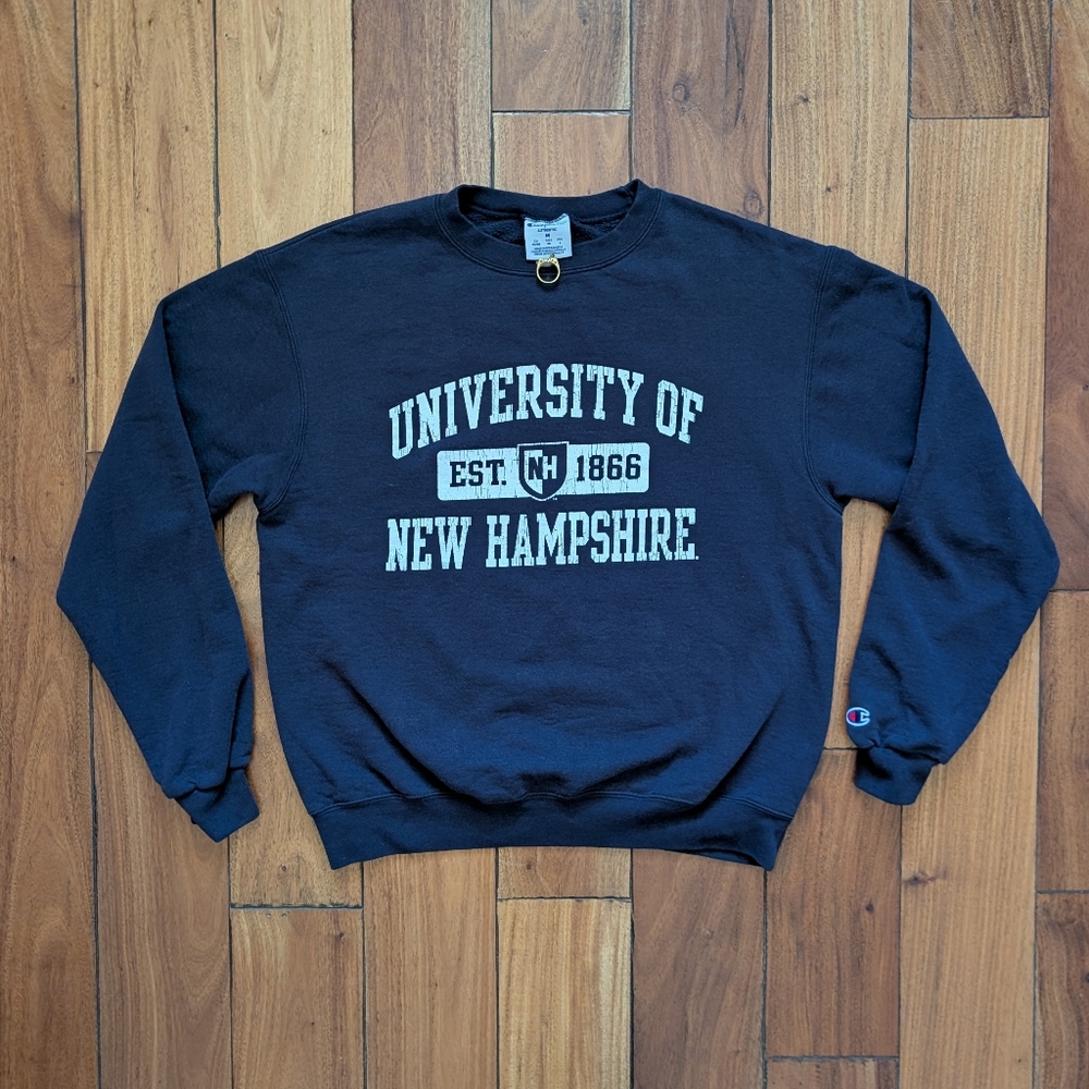 University of New Hampshire Crewneck (M)